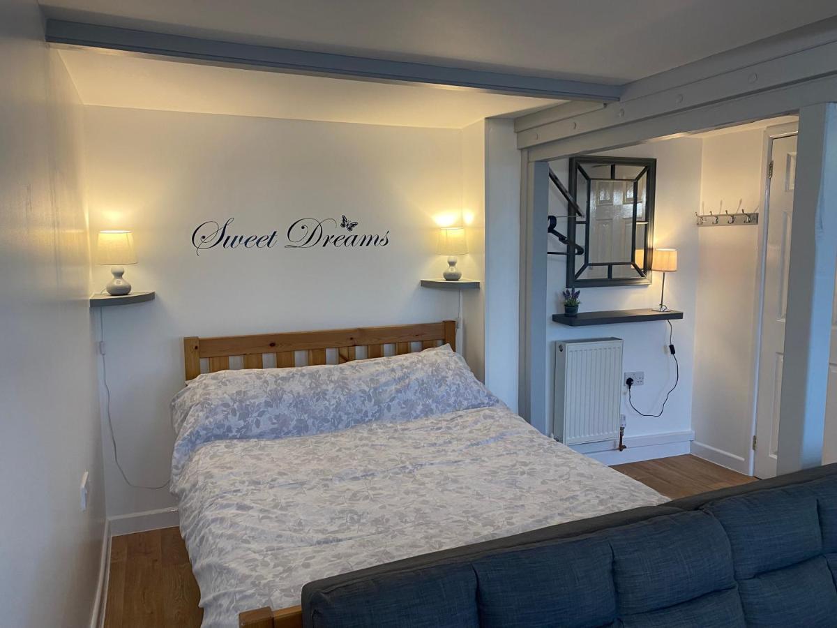 Oakleigh Lodge Stalbridge Bagian luar foto